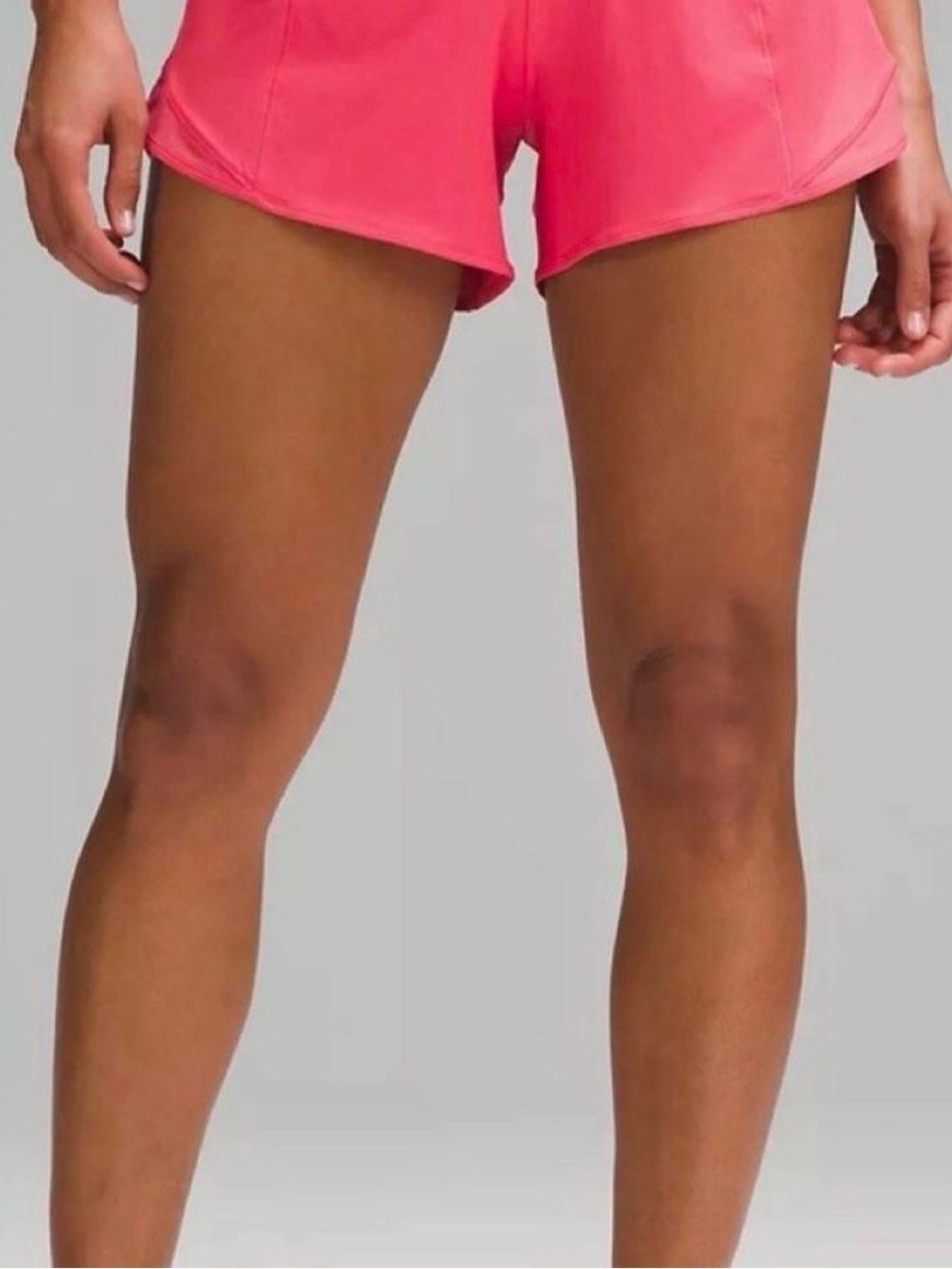 Women's Lululemon Hotty Hot High-Rise 2.5” shorts size 6